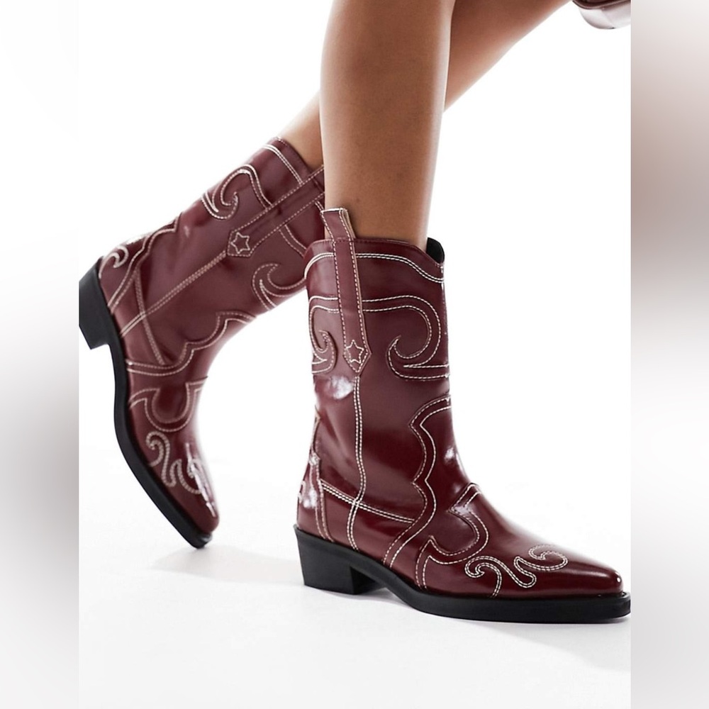 Public Desire Cowboy/ Western boots! Never worn out, just tried in! SIZE 10